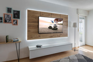 TV- Wand aus Eiche (Astig)